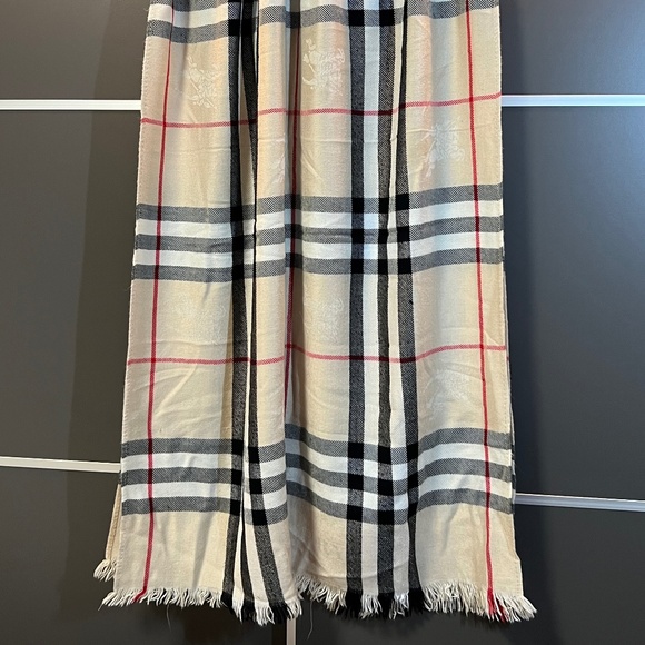 Burberry Large Cashmere Scarf - Picture 1 of 7